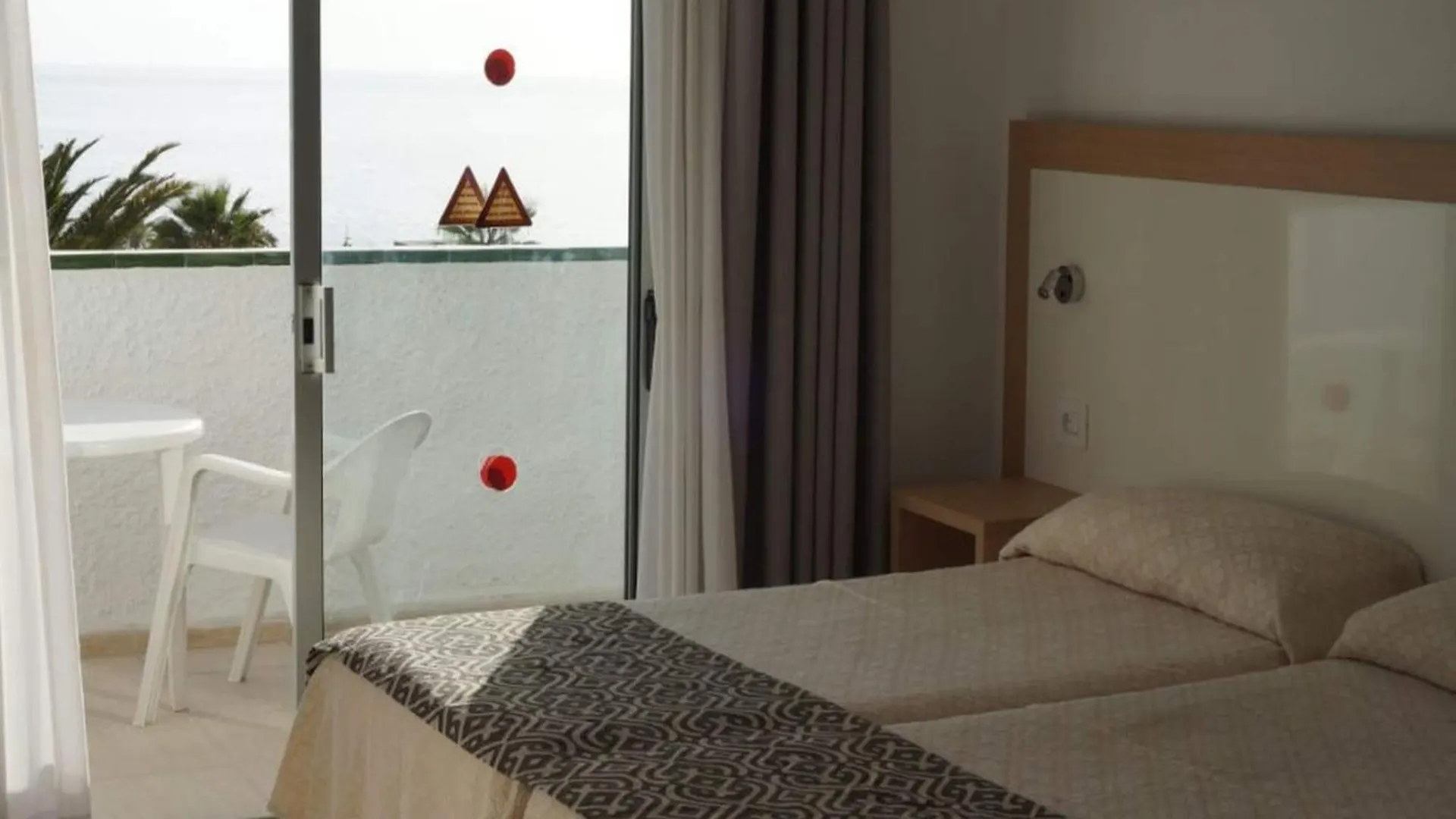 Apartment In Santa Cruz De Tenerife With Pool Acantilado de los Gigantes