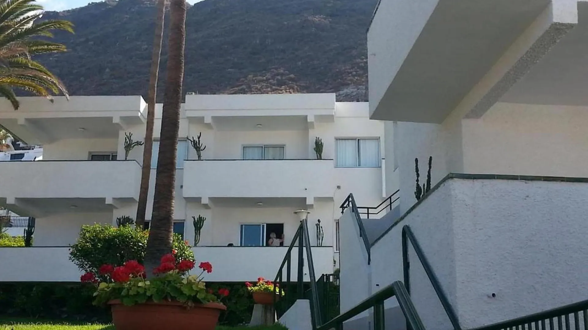 Apartment In Santa Cruz De Tenerife With Pool Acantilado de los Gigantes 0*,  Spain