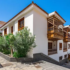 Cozy Two Bedrooms In The Heart Of Gigantes Apartment